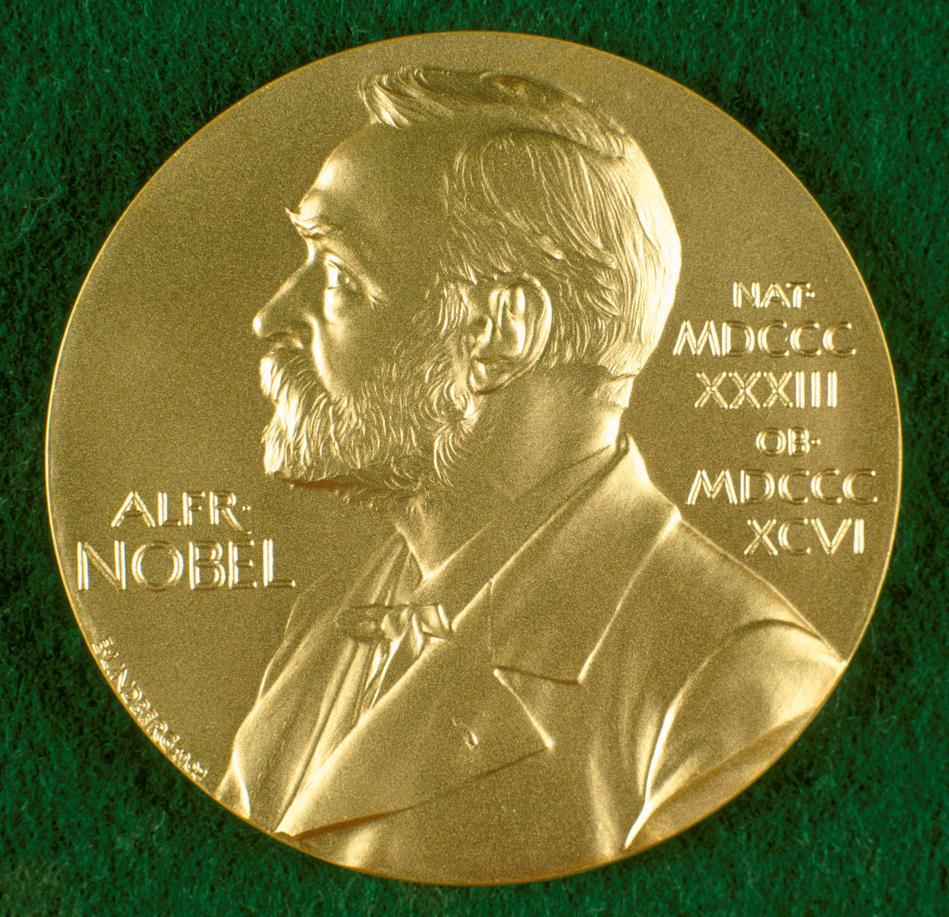 नोबेल पुरस्कारको चर्चामा कोभिड खोपका आविष्कारक