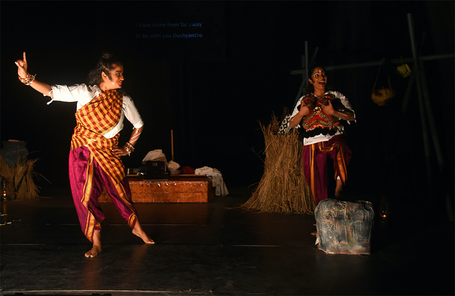 नेपाल अन्तर्राष्ट्रिय नाट्य महोत्सवमा आज तीन कुन कुन नाटक मञ्चन हुँदैछन्?