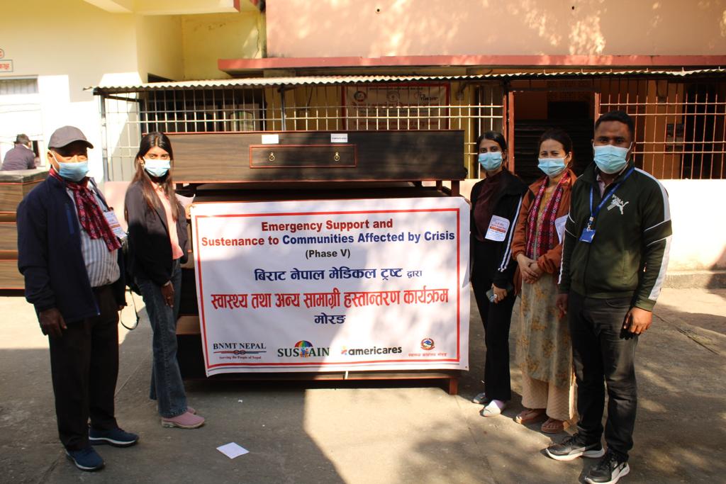 विराट नेपाल मेडिकल ट्रष्टद्वारा ११ लाख ५० हजार बराबरको सामाग्री वितरण